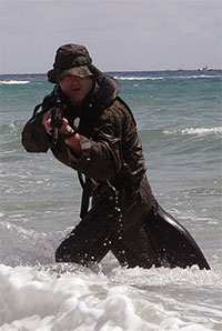 force recon marine