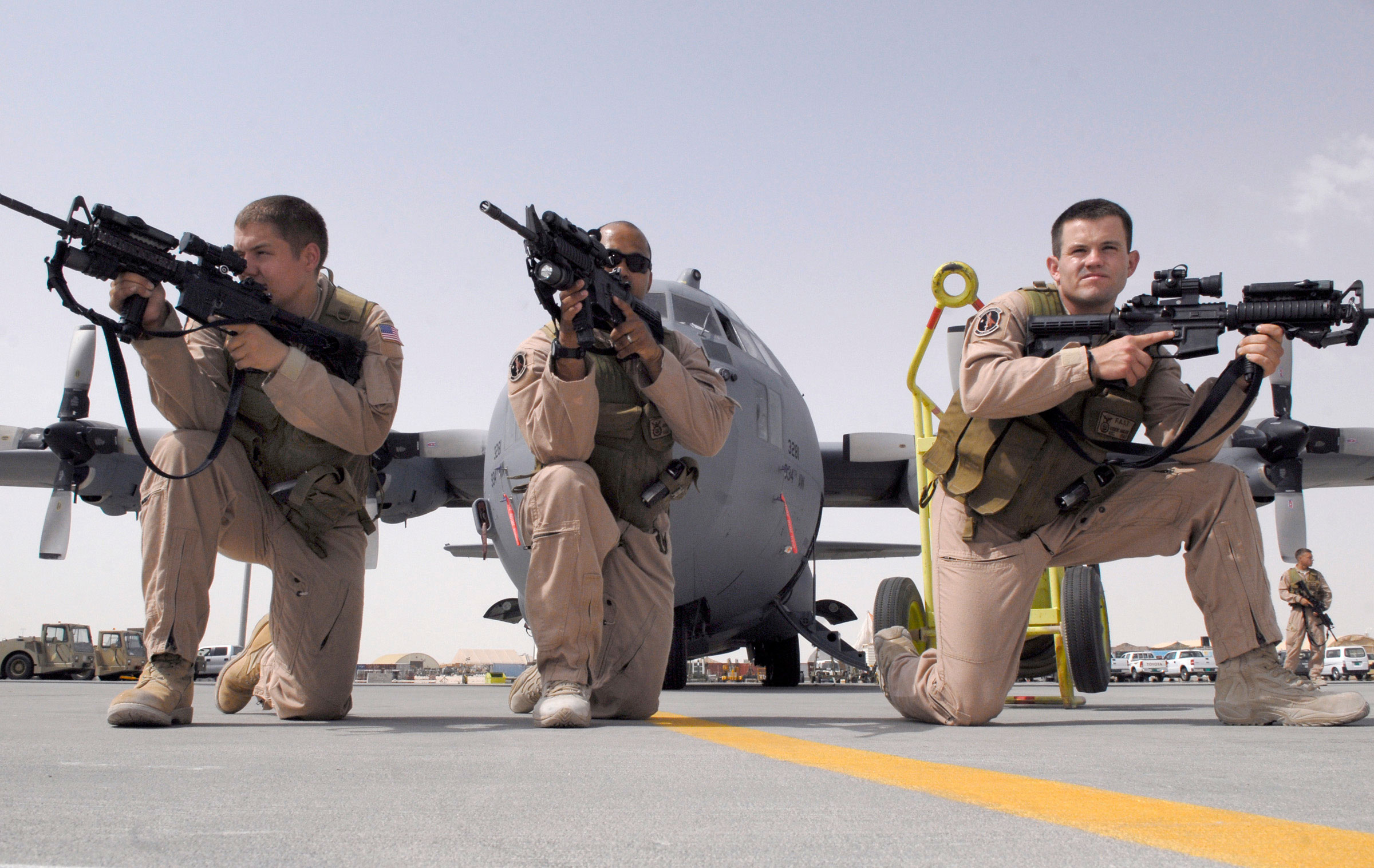 Photo USAf FAST protecting C130