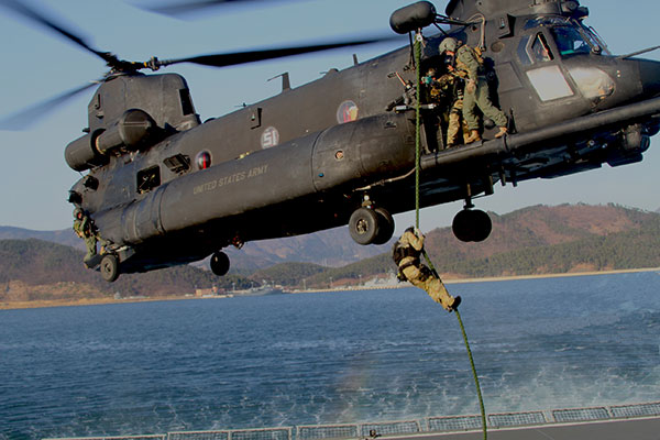 Navy SEALs - MH-47 Chinook
