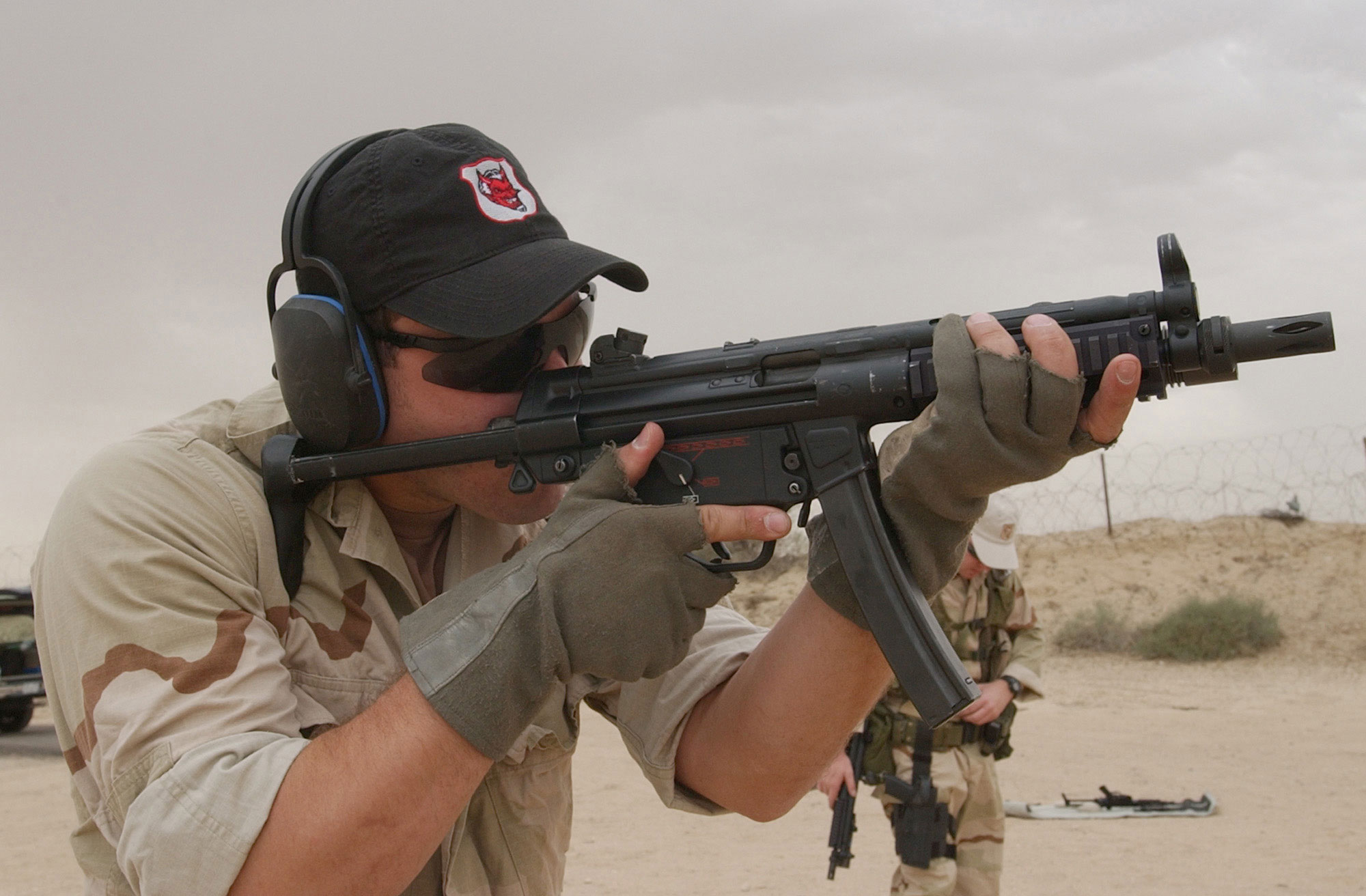 Photo Navy Seal With Mp5s