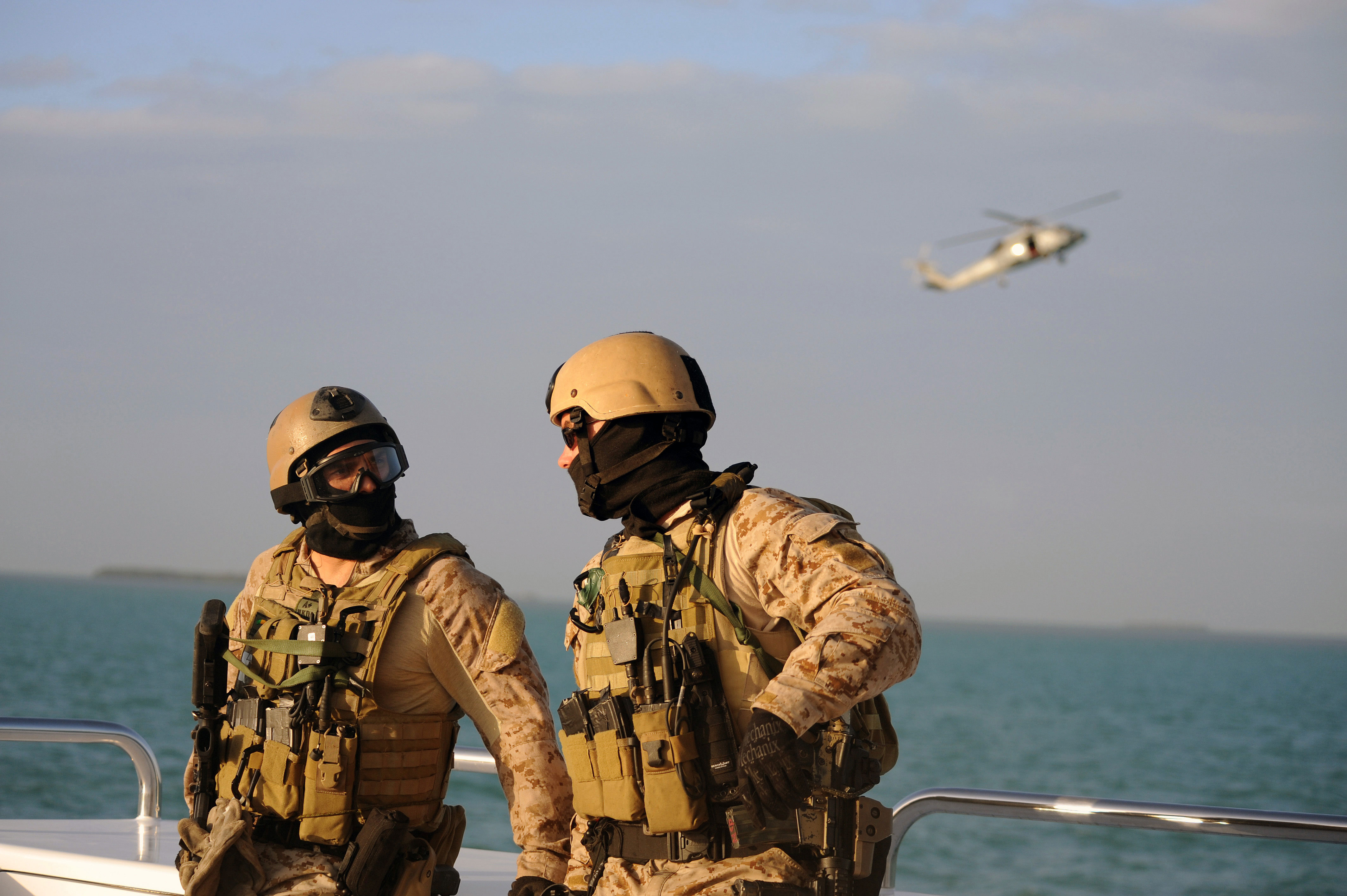 Navy SEALs - Yacht - Photo