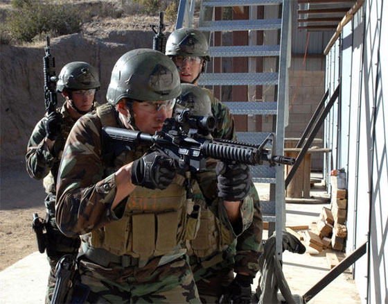 navy seal trainees - room clearing