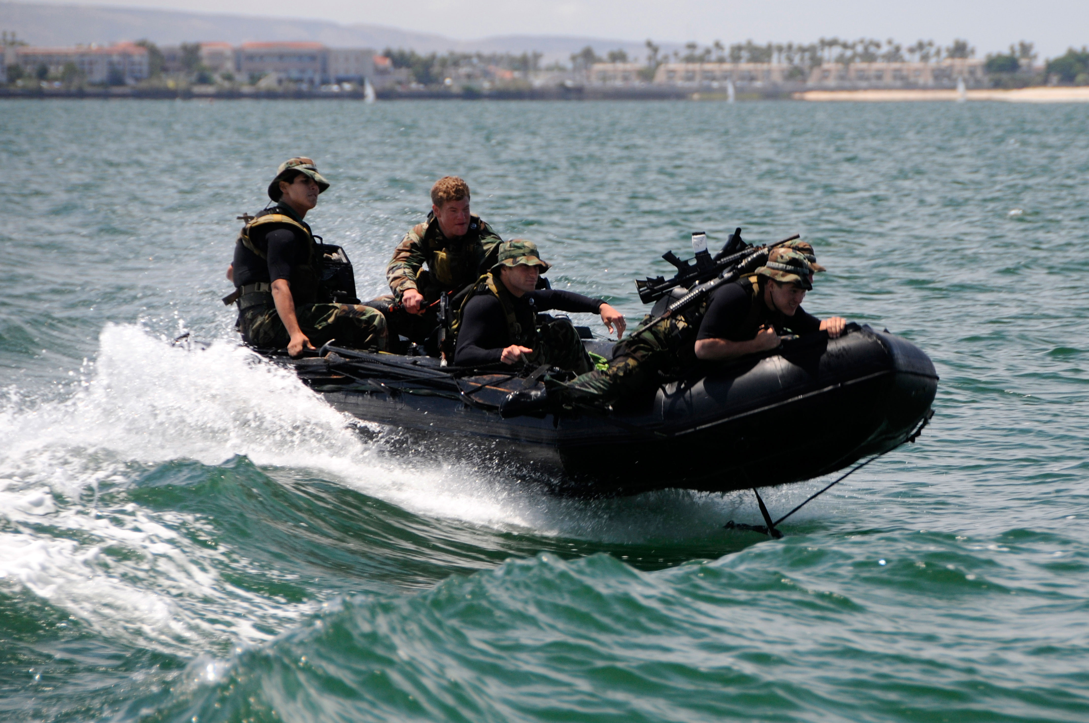 Navy SEALs - Zodiac - Combat Rubber Raiding Craft