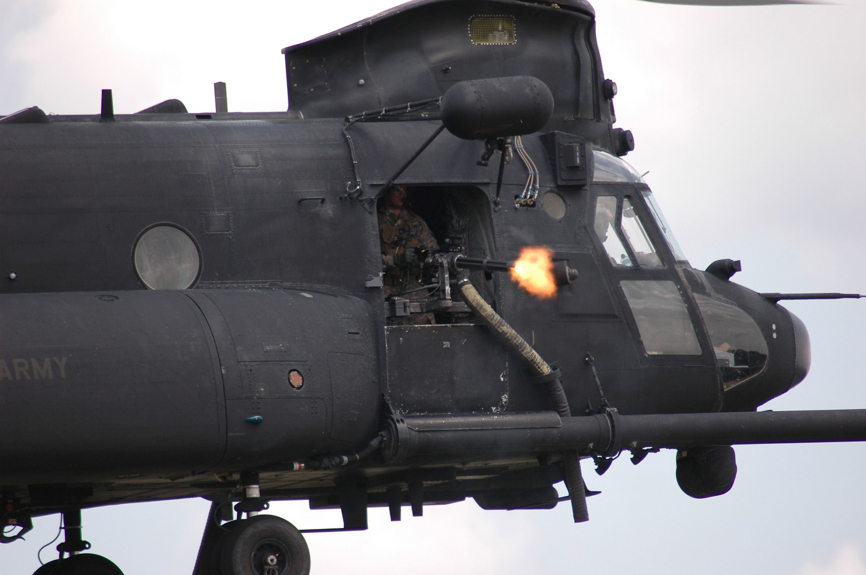 MH-47 Chinook - Minigun