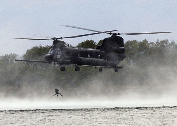 mh-47 - hoist