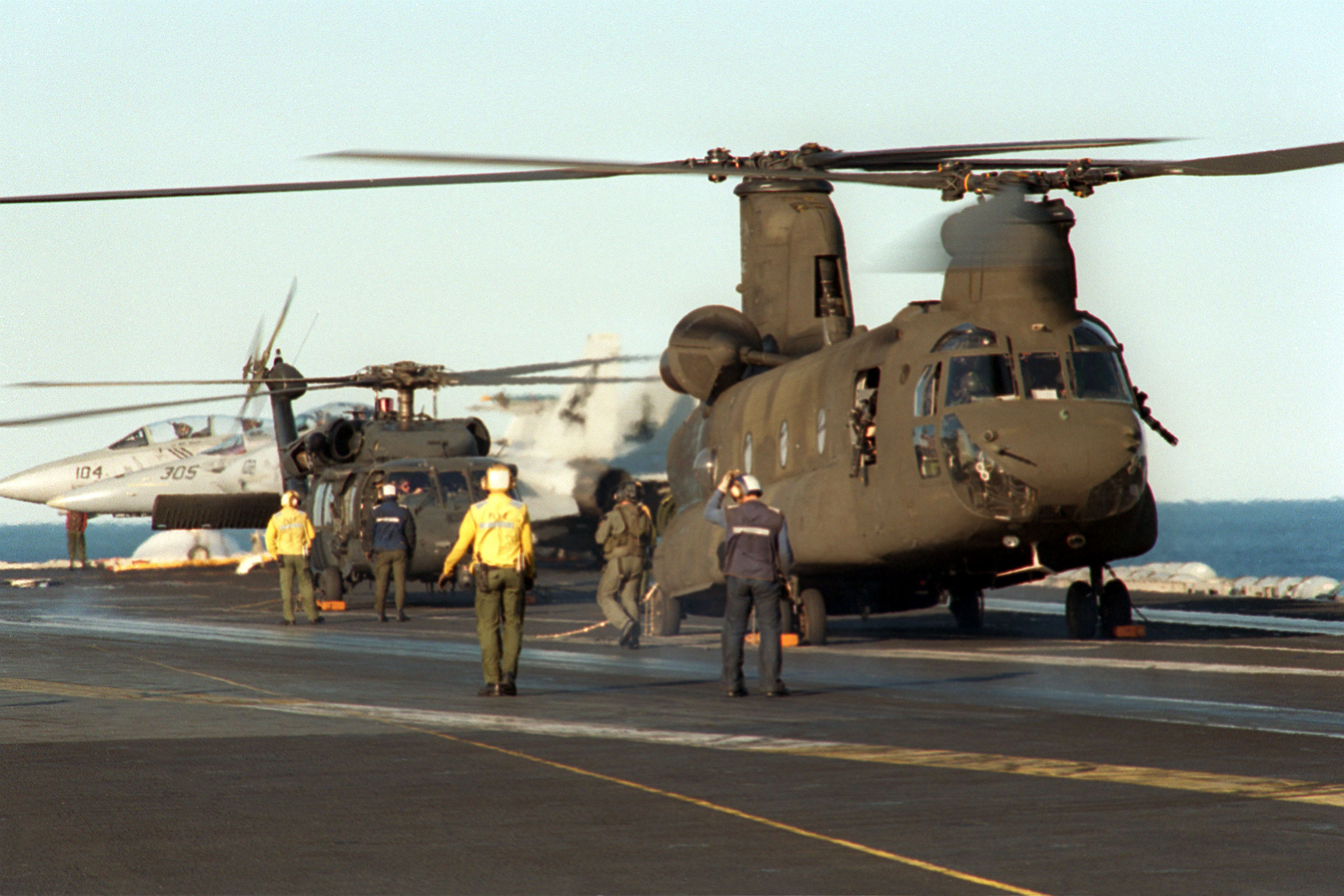 160th SOAR - MH-47D Chinook - Aircraft Carrier - Special Ops Photos