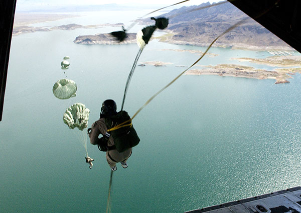 usaf pararescuemen - parachute jump