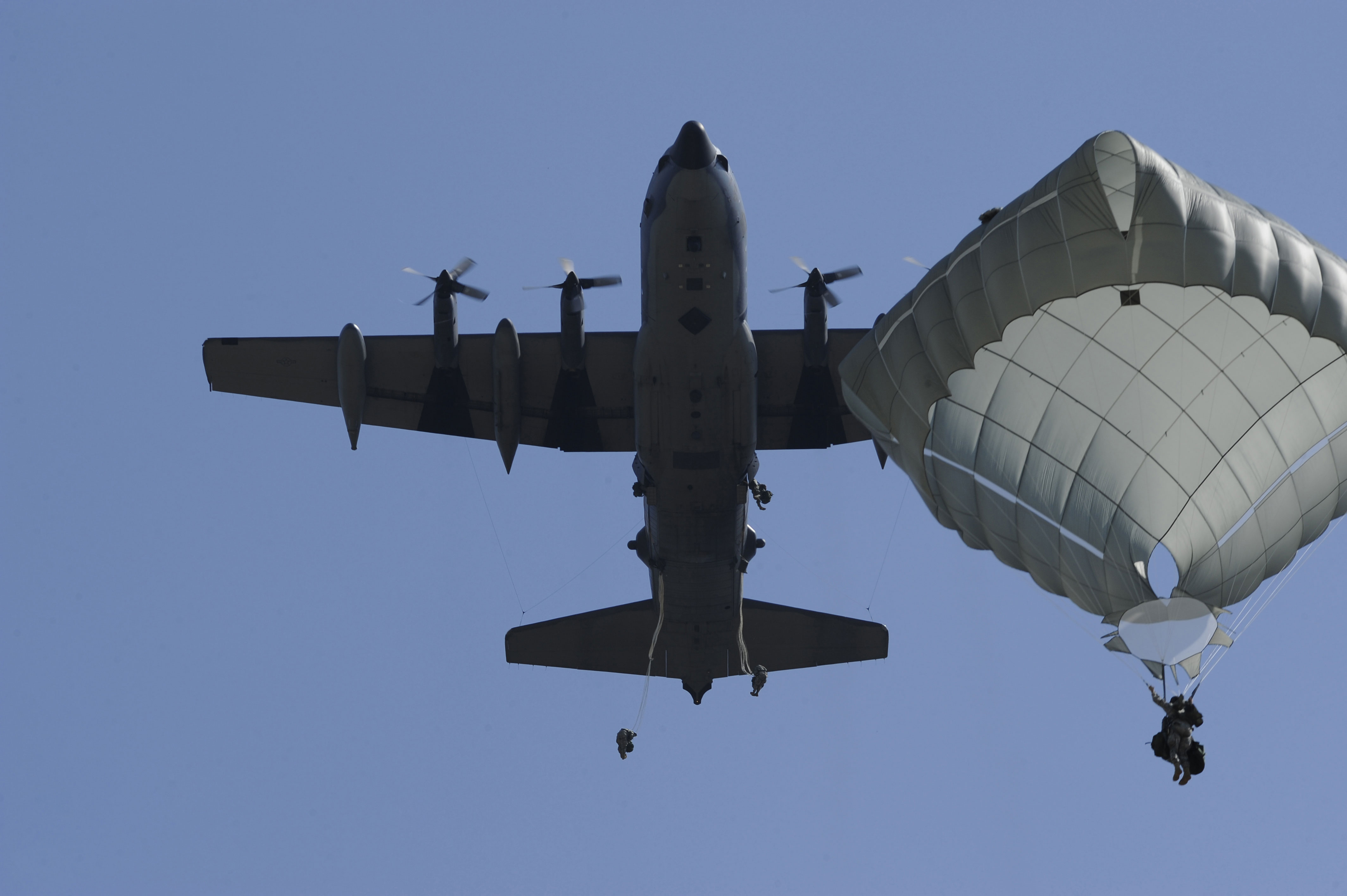 Rangers Parachute Jump | MC-130H Combat Talon II | Photo