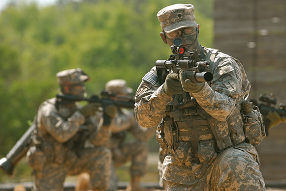Army Ranger armed with SOPMOD Block I M4a1