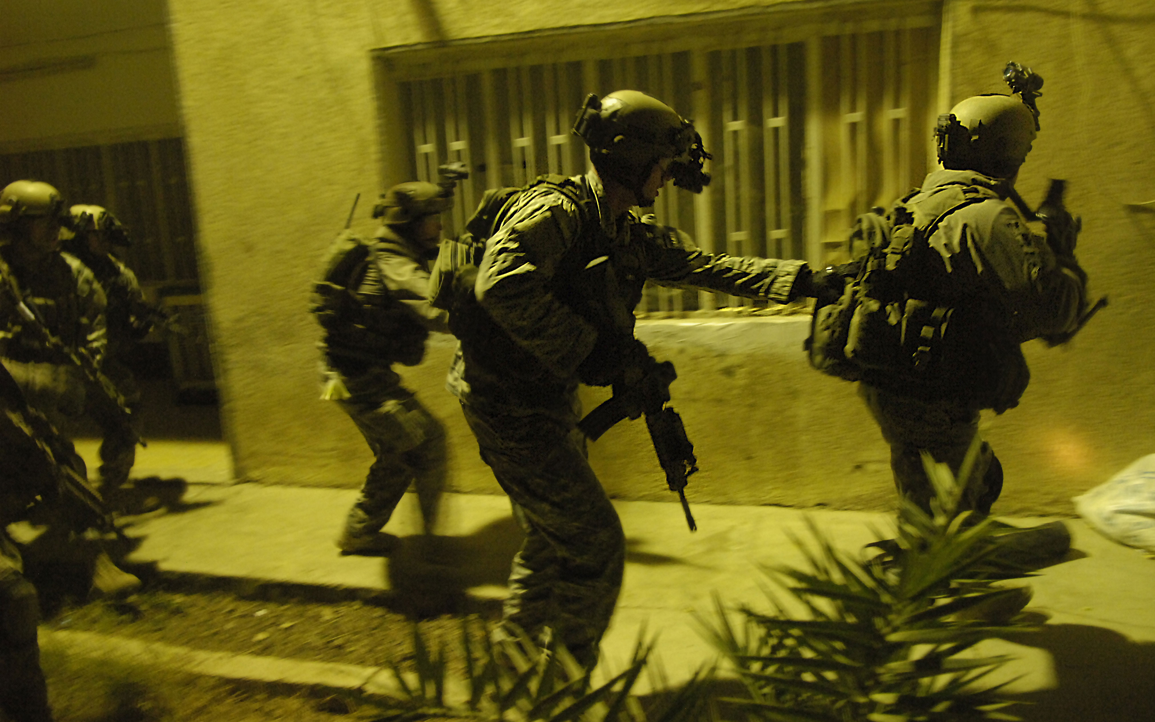 Rangers - Iraq Urban Patrol - Special Ops Photos