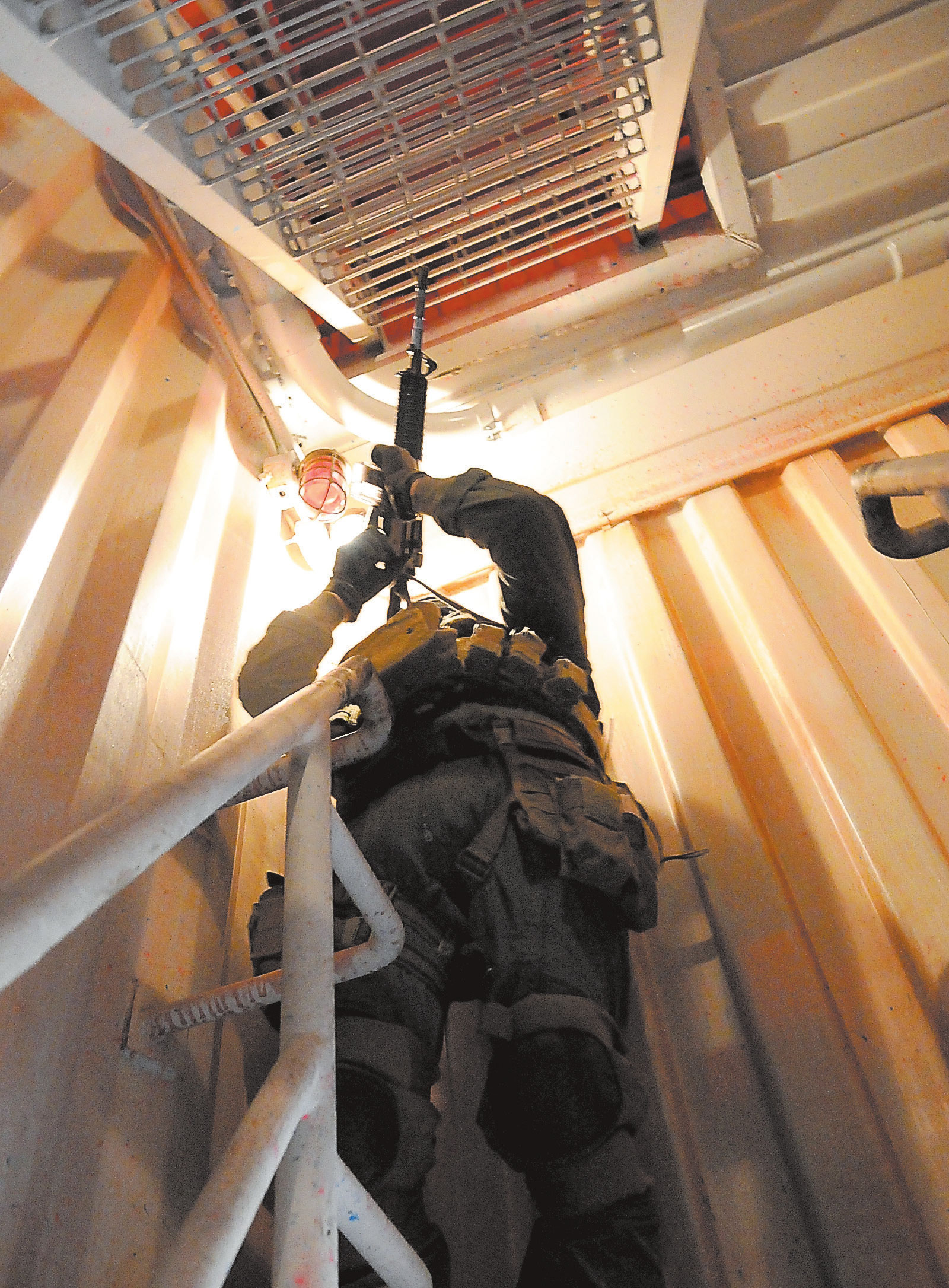 photo-recapture-tactics-team-cqb