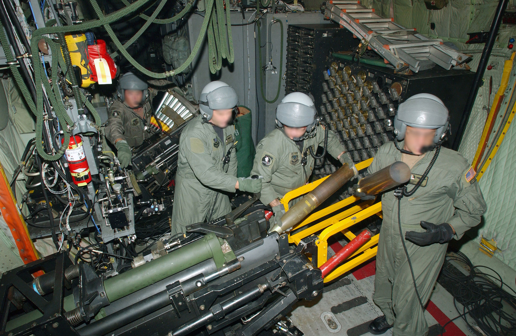 AC-130u Spooky - Gunners - Photo