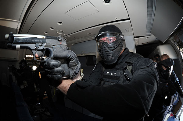 EST - Hijack scenario