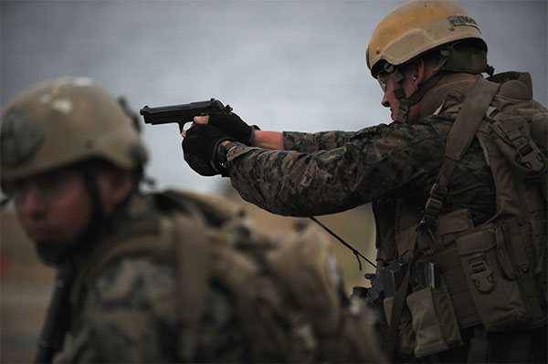 Recon Marine - M9 pistol