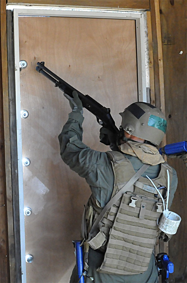 US Marine | Breaching Shotgun