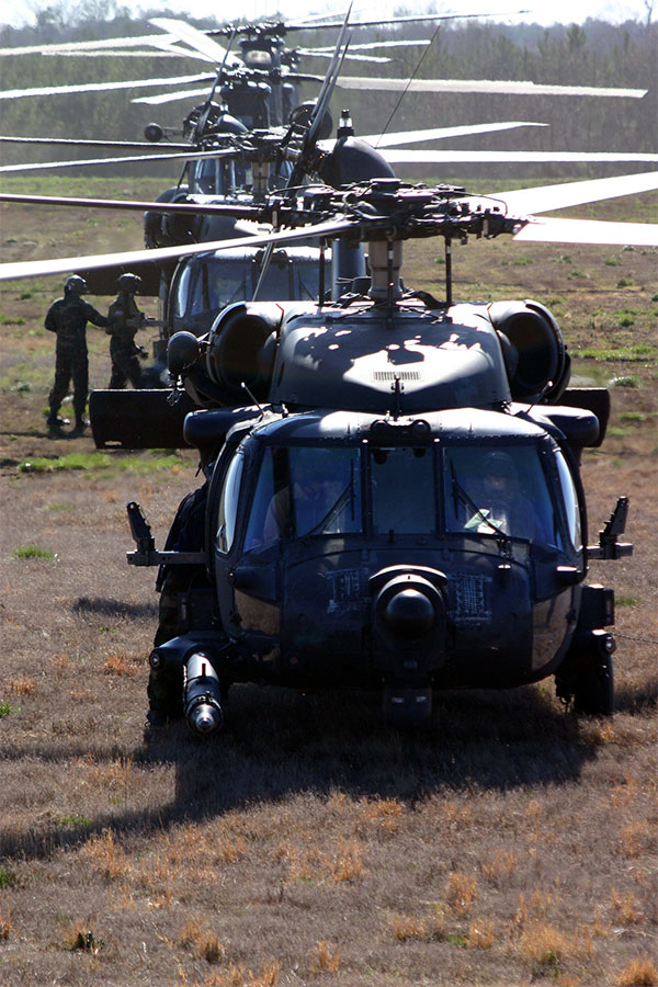 160th soar mh-60K - MH-47E