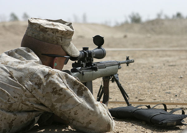 Atirador USMC FAST com DMR